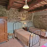Holiday Home In Apecchio With Pool & Terrace Semesterbostad