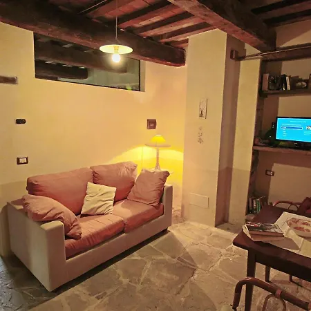 Feriehus In With Pool & Terrace Apecchio