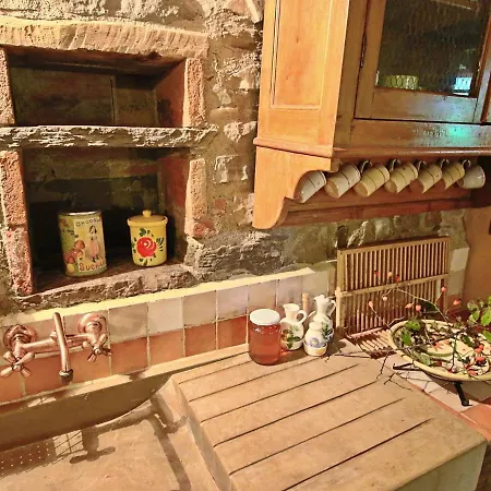 Holiday Home In Apecchio With Pool & Terrace *