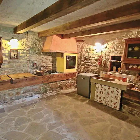 Holiday Home In Apecchio With Pool & Terrace *