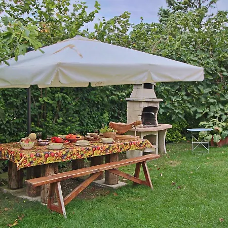 In With Pool & Terrace Prázdninový dům Apecchio