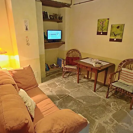 Hébergement de vacances In With Pool & Terrace Apecchio